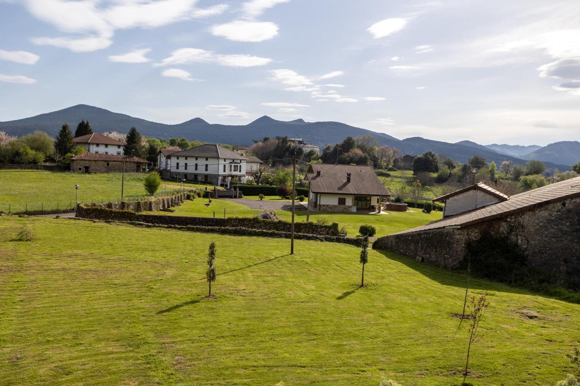 Villa Urdaibai Busturia Buitenkant foto